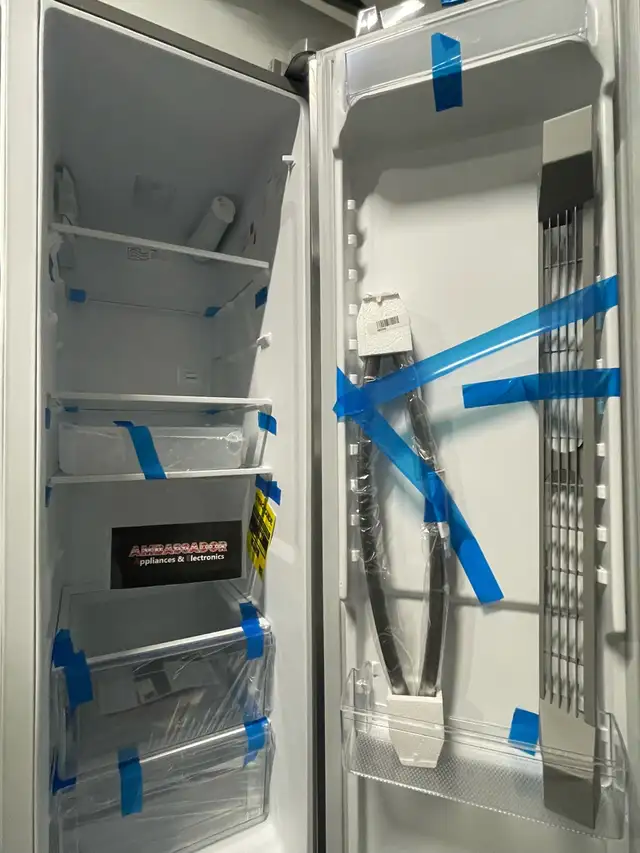 NEW 36" Frigidaire External Water&Ice Side By Side Fridge 25 CF - Photo 6