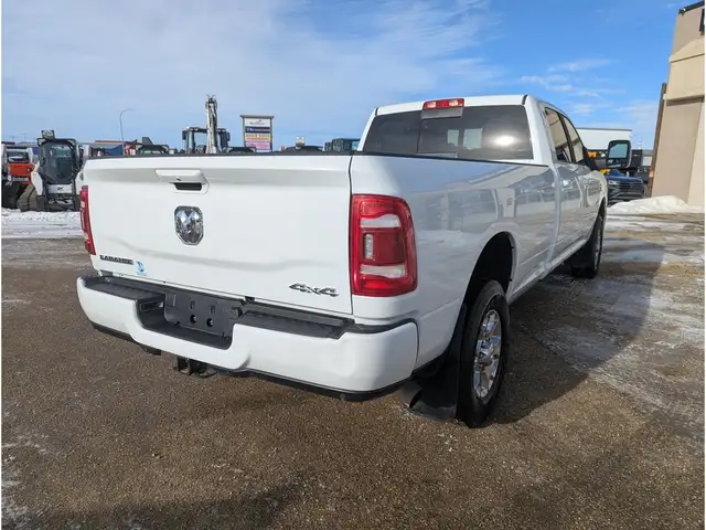2024 Ram 3500 Laramie 6.7L/Nav/Cam/I6/8' Box - Photo 8