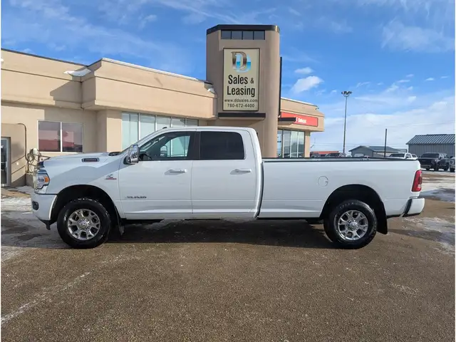 2024 Ram 3500 Laramie 6.7L/Nav/Cam/I6/8' Box - Photo 12