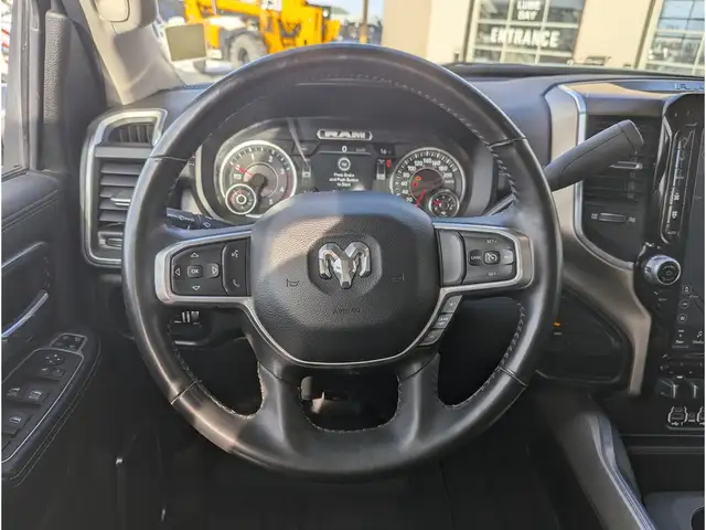 2024 Ram 3500 Laramie 6.7L/Nav/Cam/I6/8' Box - Photo 15