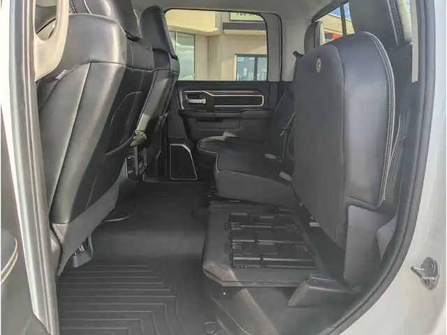 2024 Ram 3500 Laramie 6.7L/Nav/Cam/I6/8' Box - Photo 18