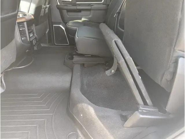 2024 Ram 3500 Laramie 6.7L/Nav/Cam/I6/8' Box - Photo 19