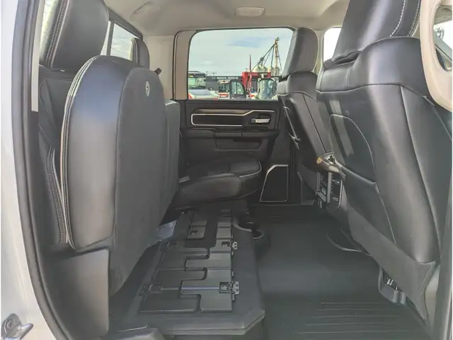 2024 Ram 3500 Laramie 6.7L/Nav/Cam/I6/8' Box - Photo 25