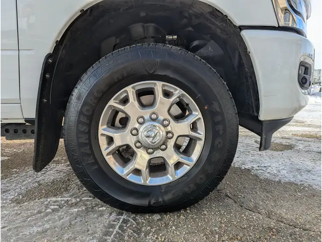 2024 Ram 3500 Laramie 6.7L/Nav/Cam/I6/8' Box - Photo 27