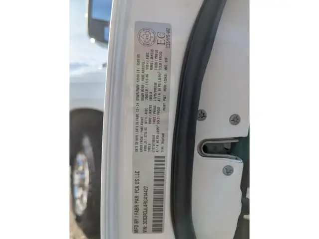 2024 Ram 3500 Laramie 6.7L/Nav/Cam/I6/8' Box - Photo 29