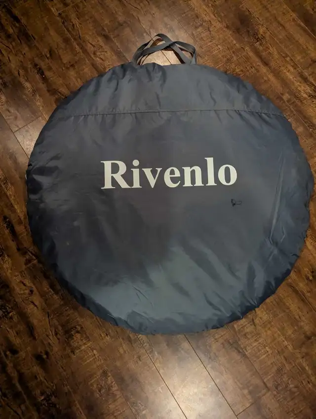 selling pop up tents - Photo 2