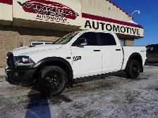 2021 Ram 1500 Classic HEMI WARLOCK LOCAL RURAL MB WITH PERFECT H - Photo 2