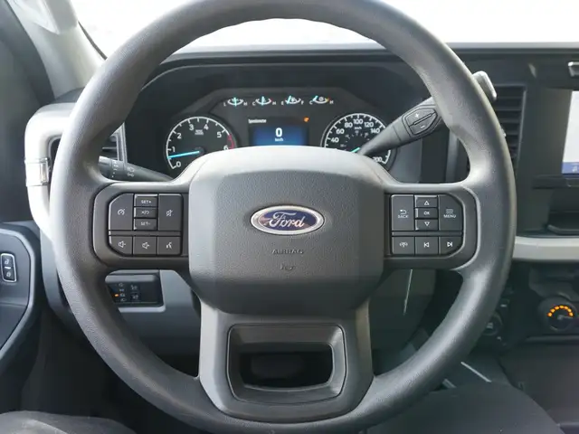 2024 Ford F-350 XLT 4WD Crew Cab 8' Box RARE AND POWERFUL!! - Photo 20