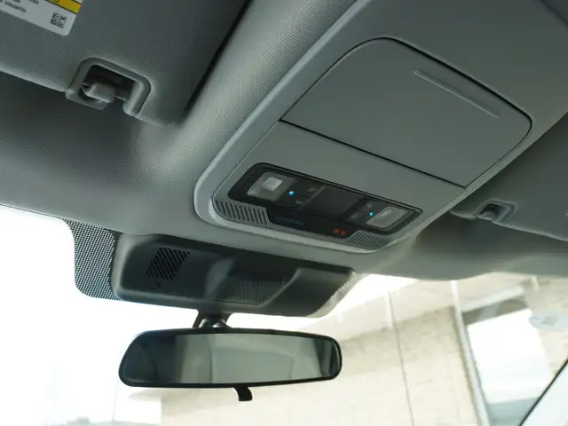 2024 Ford F-350 XLT 4WD Crew Cab 8' Box RARE AND POWERFUL!! - Photo 24