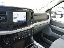 2024 Ford F-350 XLT 4WD Crew Cab 8' Box RARE AND POWERFUL!! - Photo 29