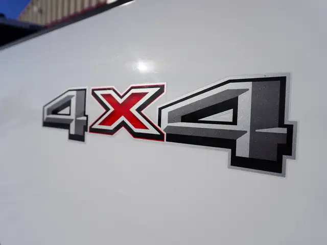 2024 Ford F-350 XLT 4WD Crew Cab 8' Box RARE AND POWERFUL!! - Photo 45