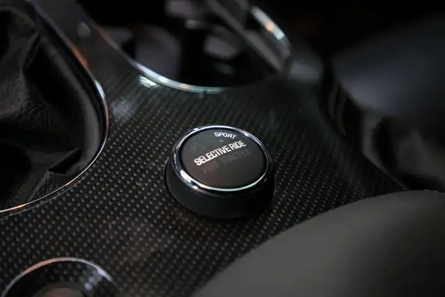 2010 Chevrolet Corvette ZR1 w/3ZR 870HP 6.2L LS9|LINGENFELTER.BU - Photo 35