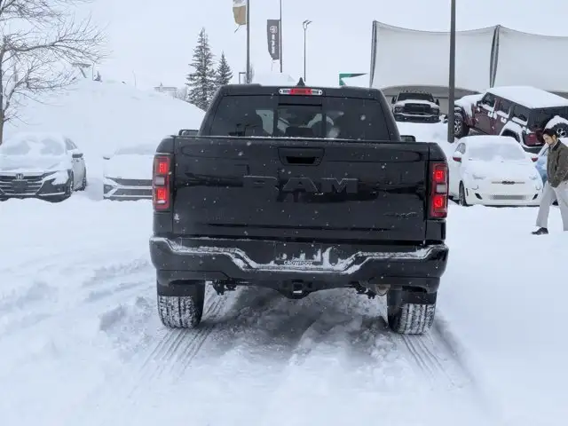 2026 Ram 1500 Express - Photo 7