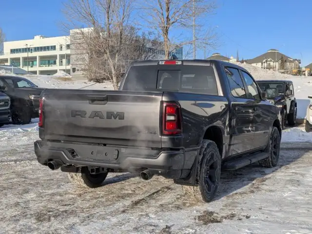 2026 Ram 1500 Express - Photo 8