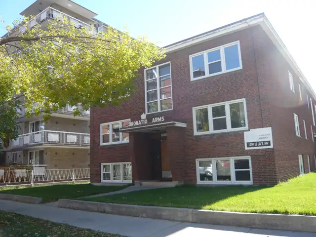 Reduced dep Beltline walk to 17 av,walk up unit 1 bedrm $1150 el - Photo 2