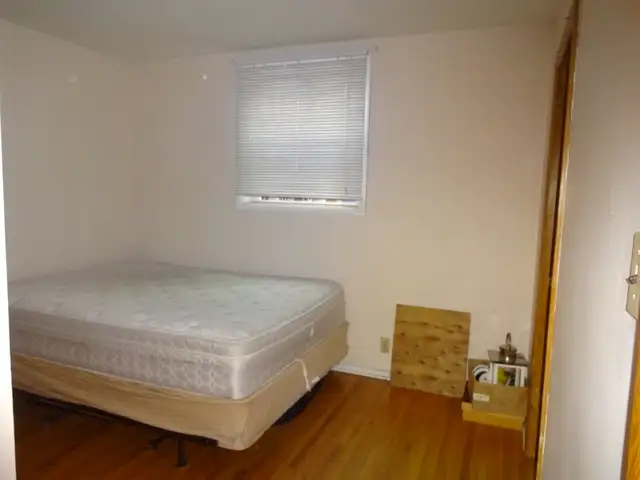 Reduced dep Beltline walk to 17 av,walk up unit 1 bedrm $1150 el - Photo 4