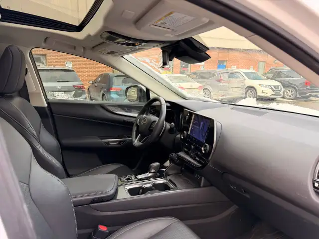 2024 Lexus NX NX 350h AWD , PREMIUM PKG, LEATHER, SUNROOF - Photo 9