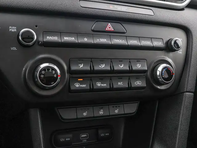 2020 Kia Sportage EX- Pano Sunroof - Heated Power Seats - Photo 30