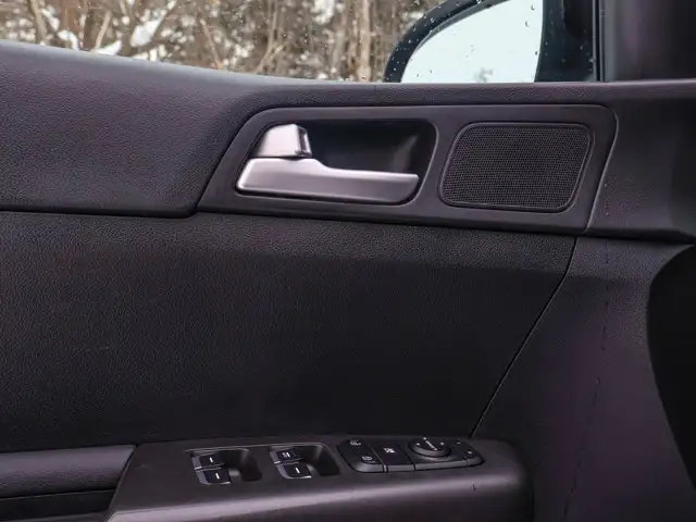 2020 Kia Sportage EX- Pano Sunroof - Heated Power Seats - Photo 39
