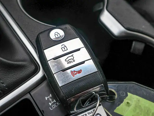 2020 Kia Sportage EX- Pano Sunroof - Heated Power Seats - Photo 41