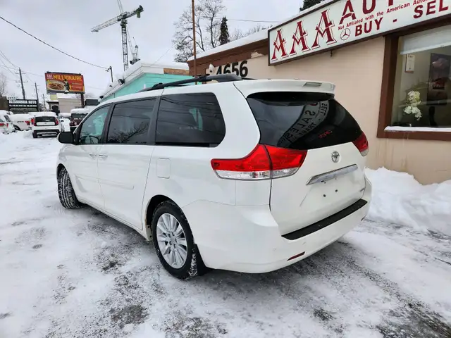 2014 Toyota Sienna 5dr Limited 7-Pass FWD Leather|DVD|NAV|Camera - Photo 2