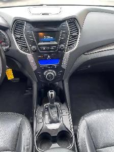 2014 Hyundai Santa Fe Sport AWD 4dr 2.4L Luxury Two Sets of tire - Photo 17