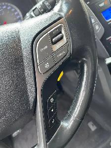 2014 Hyundai Santa Fe Sport AWD 4dr 2.4L Luxury Two Sets of tire - Photo 25