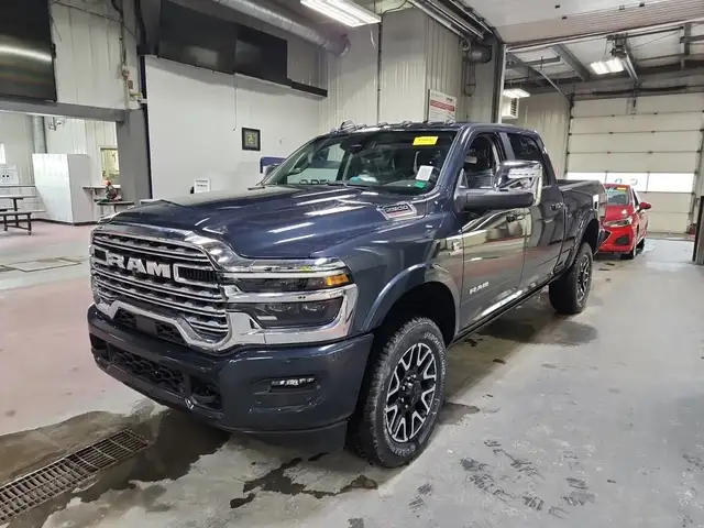2025 Ram 2500 LIMITED LONGHORN CREW | DIESEL | 5TH WHEEL PREP |
