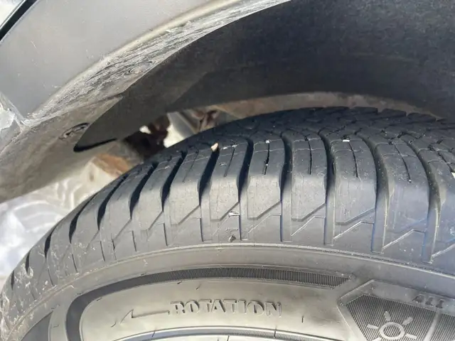 2014 Nissan Rogue FWD 4dr - Photo 17