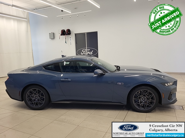 2025 Ford Mustang GT Premium - Photo 12