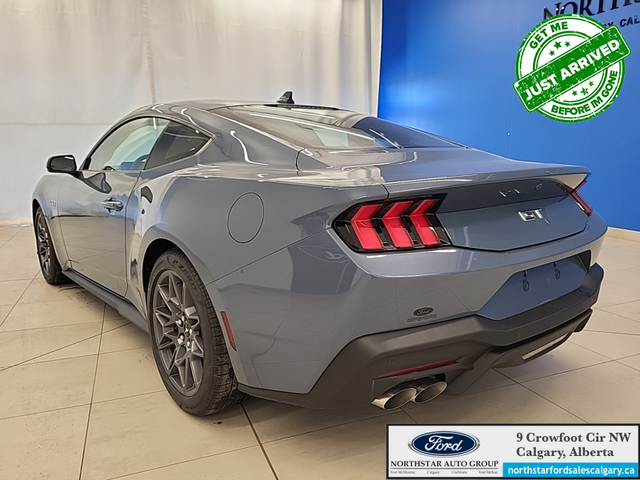 2025 Ford Mustang GT Premium - Photo 17