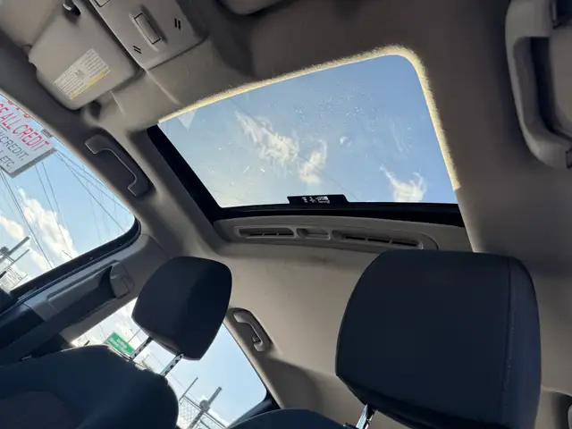 2016 Chevrolet Sonic LT, Sunroof. Camera, Heated Seats, Automati - Photo 3