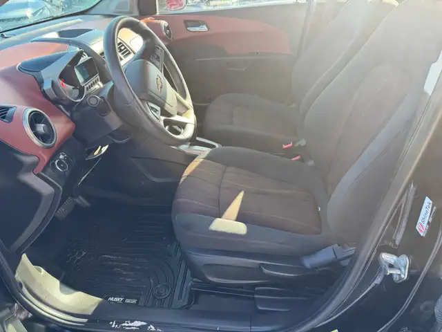 2016 Chevrolet Sonic LT, Sunroof. Camera, Heated Seats, Automati - Photo 5