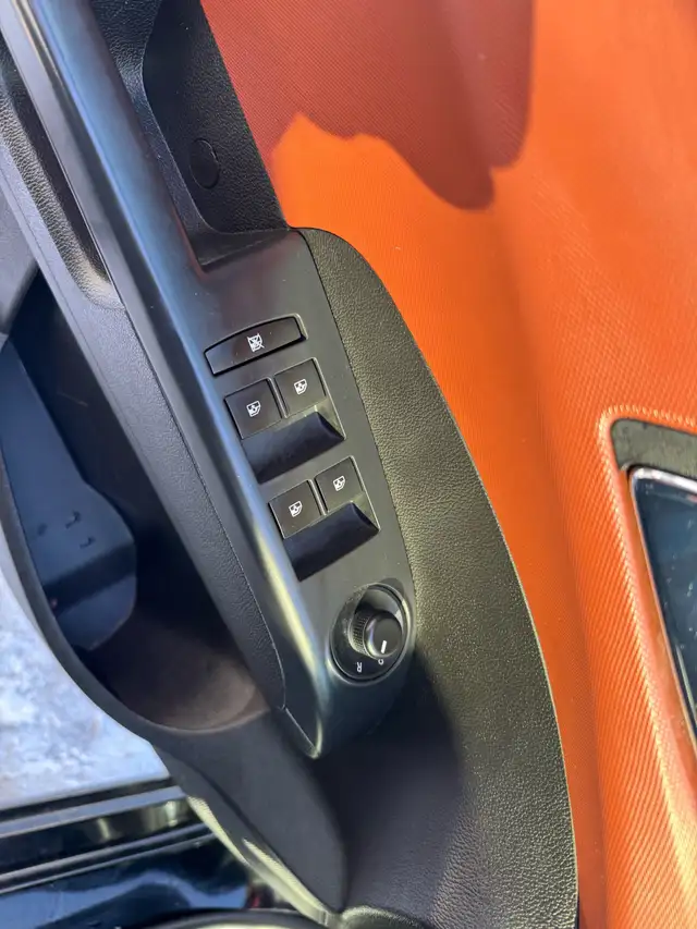 2016 Chevrolet Sonic LT, Sunroof. Camera, Heated Seats, Automati - Photo 10