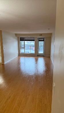 EASTSIDE 2Bdm/2Bath with Underground Parking and Elevator - Photo 3