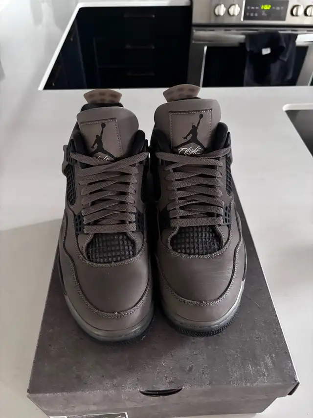 Jordan 4 Retro