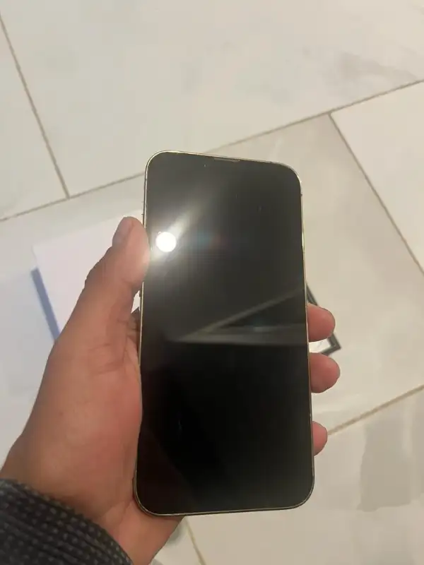 iPhone 12 Pro 128GB Airpods/Charger Set/Delivery - Photo 2