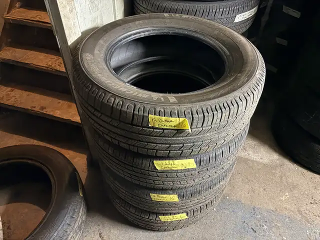 2013 Dodge Grand Caravan SXT FWD 7 Seats 3.6L V6 Certified - Photo 27