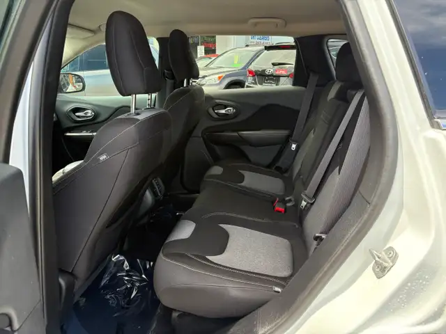 2014 Jeep Cherokee North FWD 2.4L Certified - Photo 13