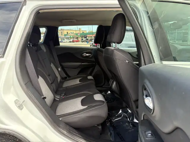 2014 Jeep Cherokee North FWD 2.4L Certified - Photo 15