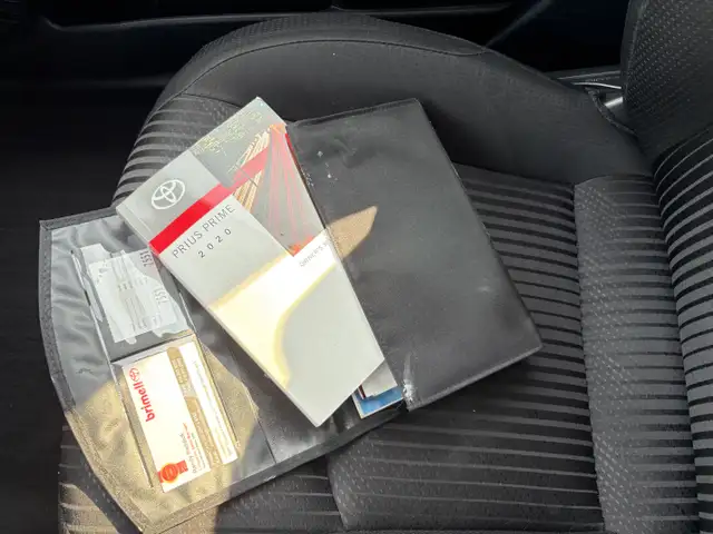 2020 Toyota Prius Prime LE Plug-in-Hybrid FWD 1.8L Certified - Photo 26