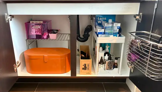 Home organizing promo 10% off! Light At The End Of The Clutter - Photo 10