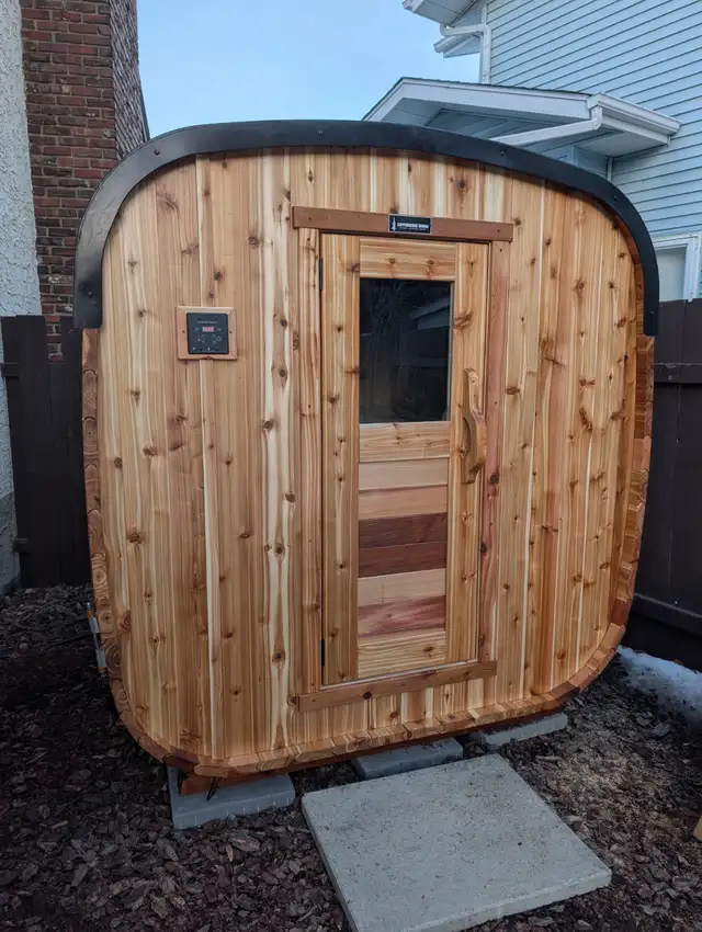 Square cedar barrel sauna