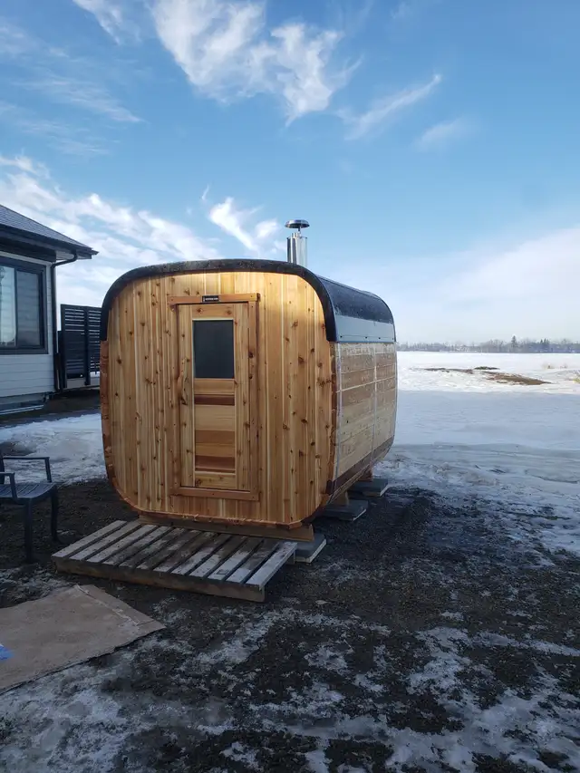 Square cedar barrel sauna - Photo 3