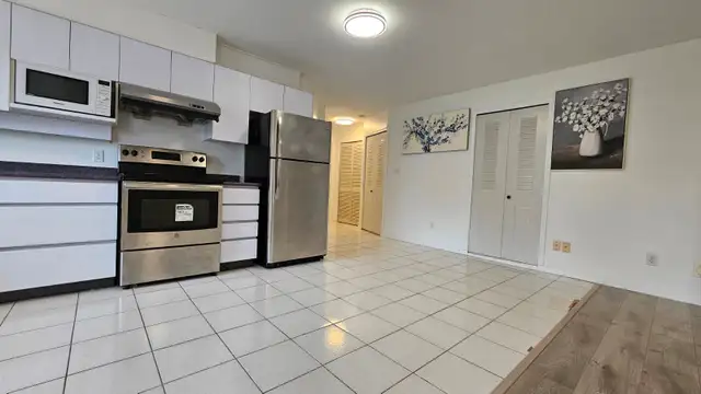 2 Beds 1 Bath Apartment deer lake park - Photo 4