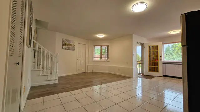 2 Beds 1 Bath Apartment deer lake park - Photo 6