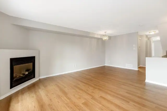 Jubilee Townhomes - Townhouse (2 bedroom) available at Hathaway - Photo 10