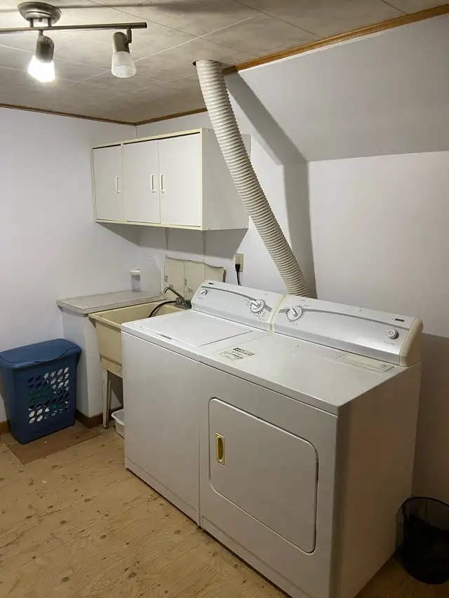 Furnished room for rent in Woodlawn, Dartmouth - Photo 10