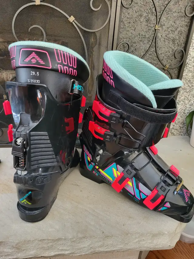 ski boots - Photo 2