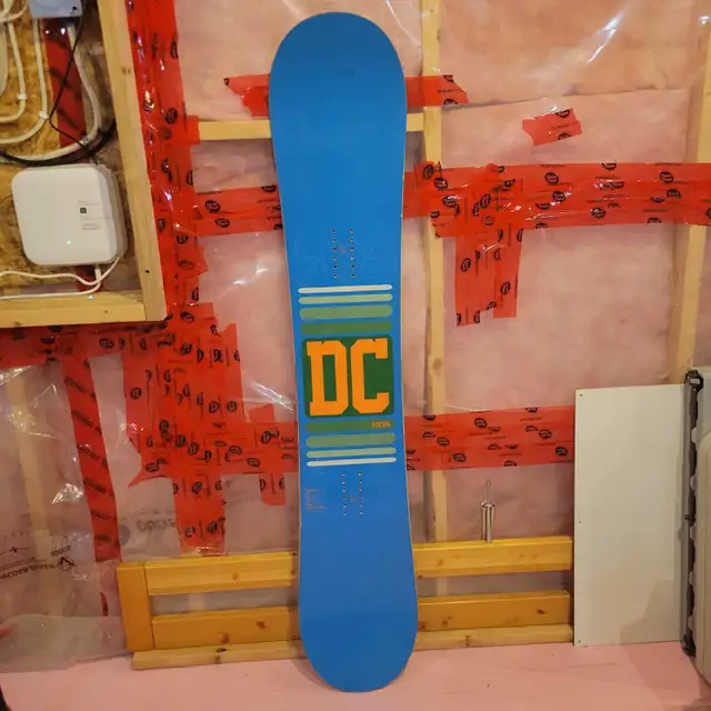 DC Focus Snowboard Blue Size 153